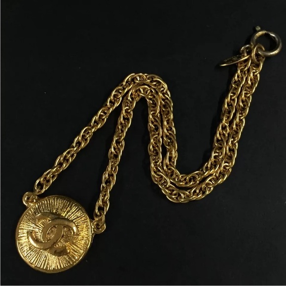 CHANEL Jewelry - CHANEL CC Logo Gold Tone Pendant Necklace